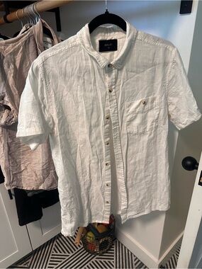 ROLLA'S White Short-Sleeve Button-Down Linen Shirt